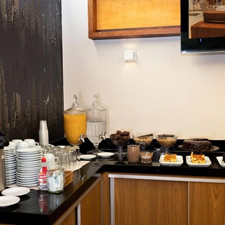 Goldmen Business Cianorte Hotell Exteriör bild
